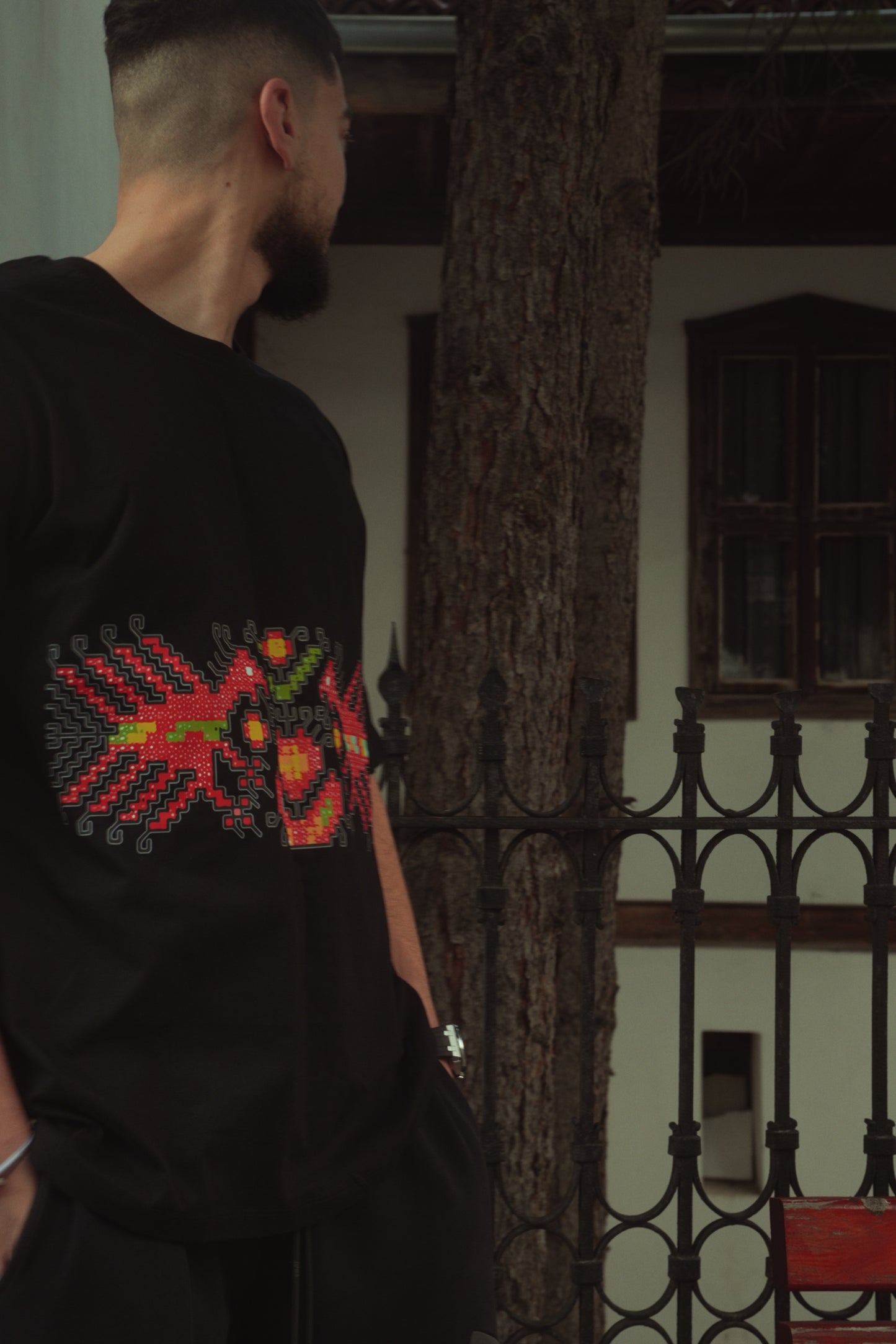 "Two Wings, One Root"-Tee | PRE-ORDER