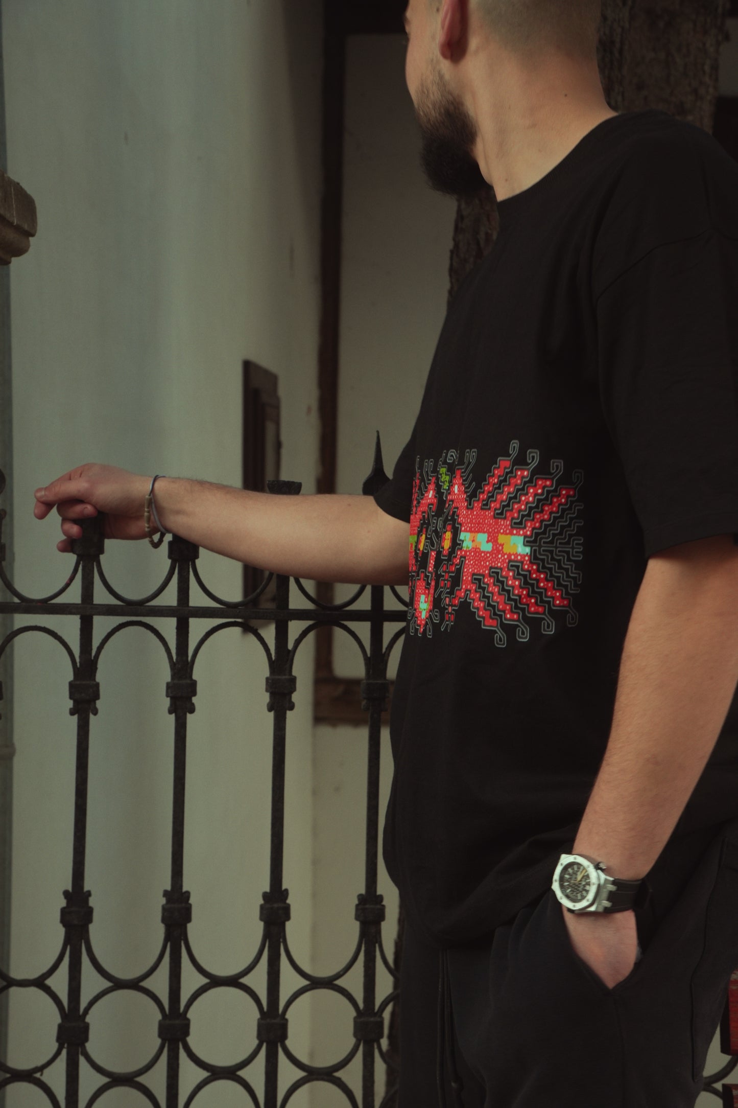 "Two Wings, One Root"-Tee | PRE-ORDER